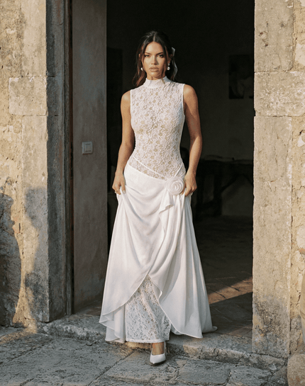 The Florence Lace Gown - S | NOJESSIA